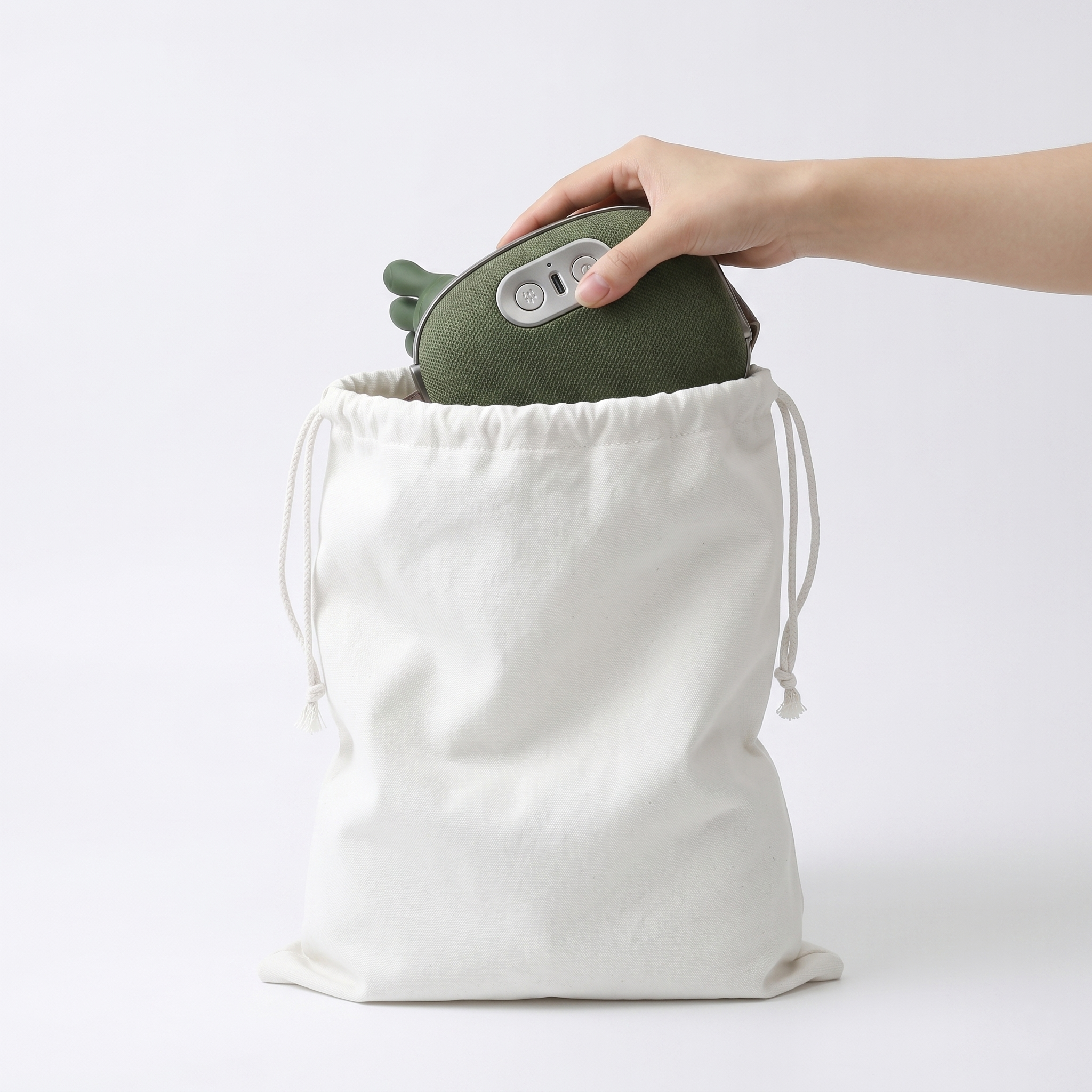 Travel pouch